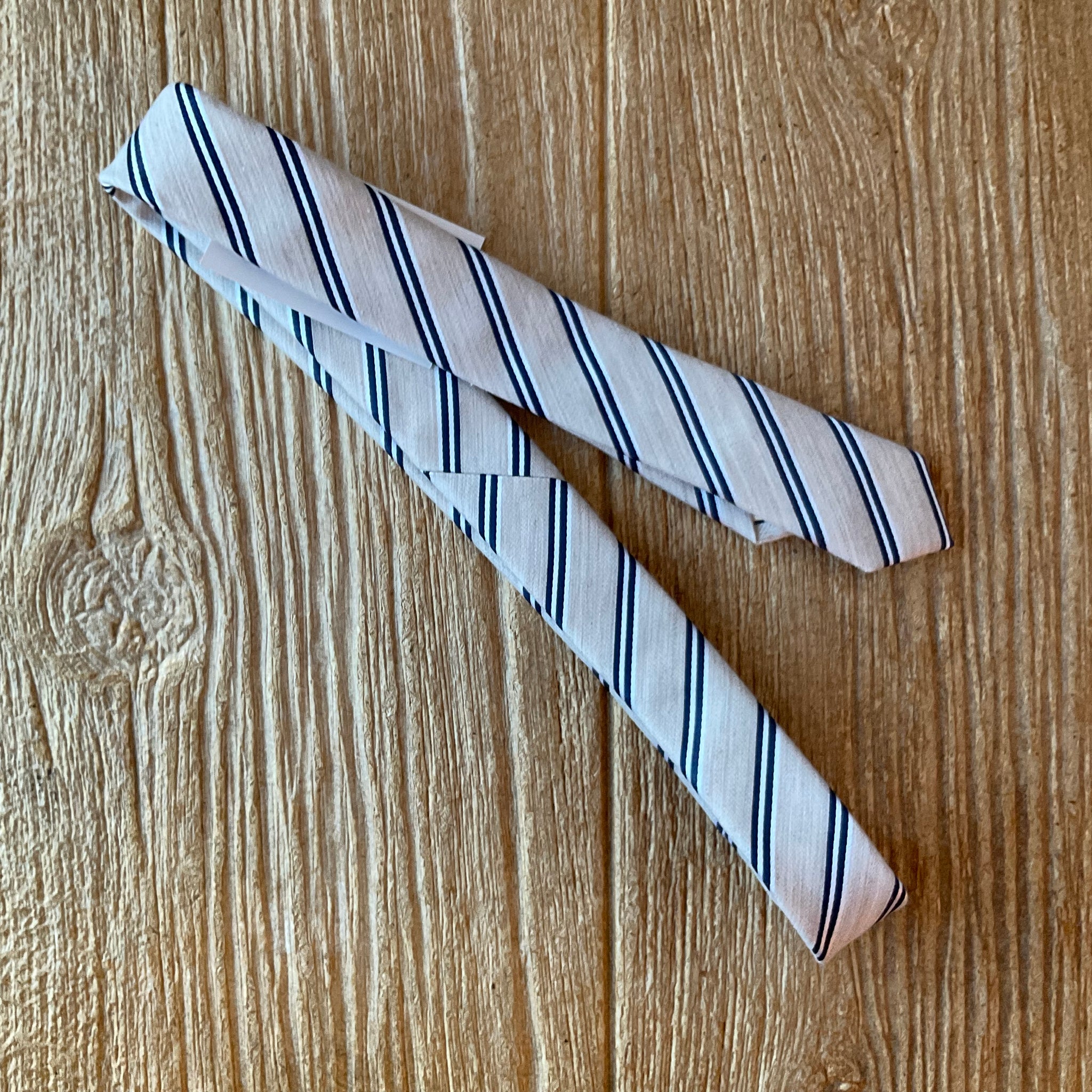 AM B8TIE PYS Stripe Tie