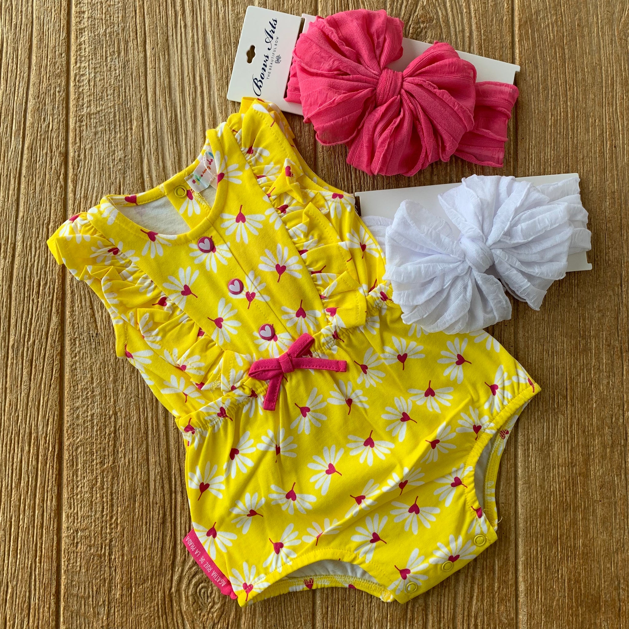 AG 4391S22 Yellow Hearts Romper