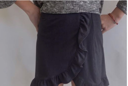 AC SU 401 Black Velour Skirt