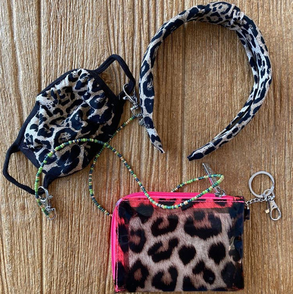 Mask Pouch With Keychain